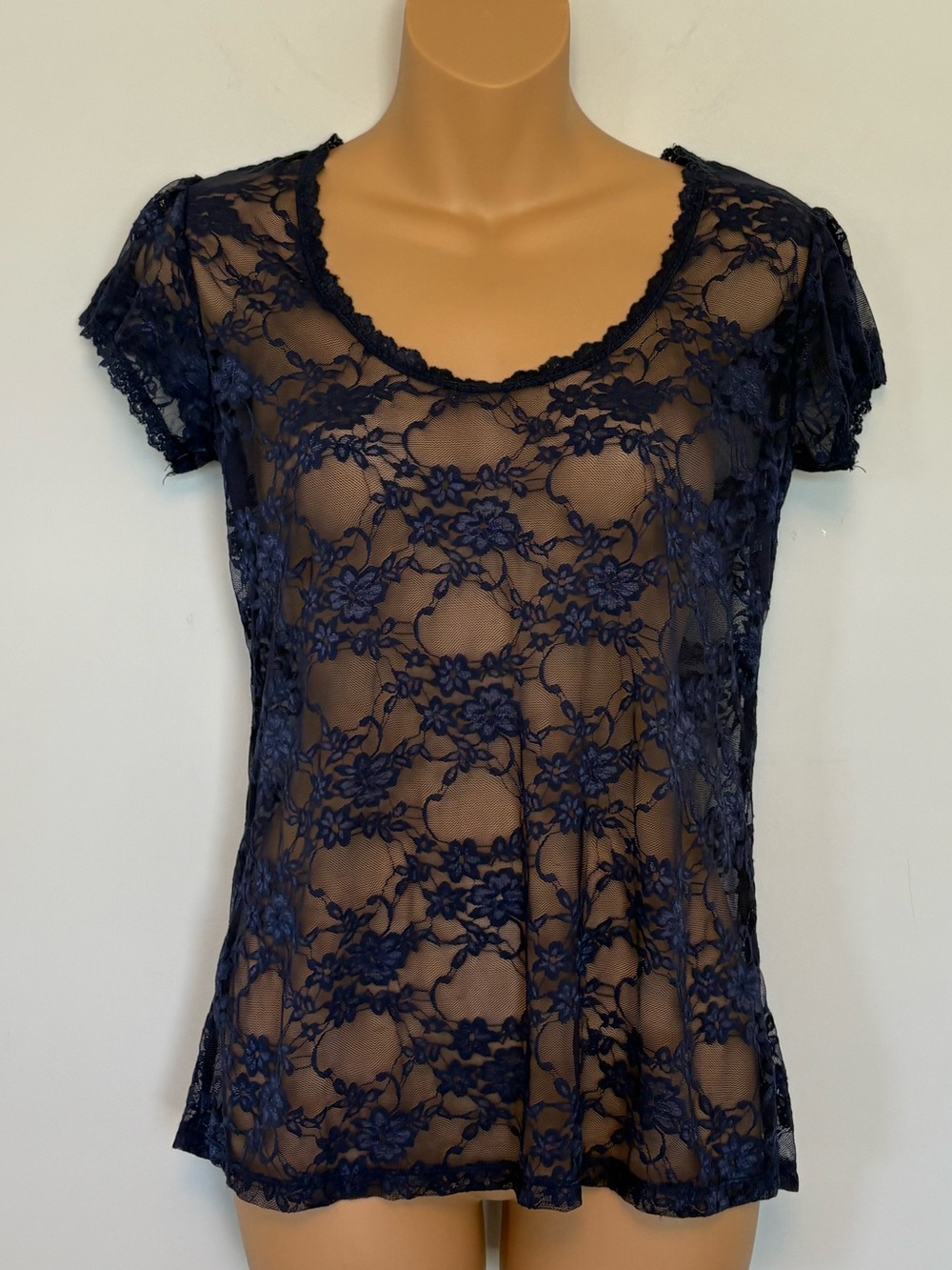DownEast Blue Sheer Lace Short Sleeve Top Bow Accent Size Medium